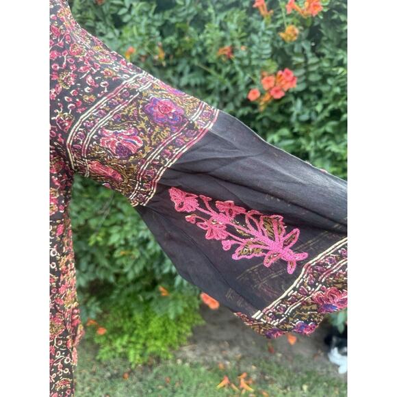 Raga Embroidered Peasant Top Crop Pink Hippie Boho Gauze Plunge Large NEW - Picture 5 of 7